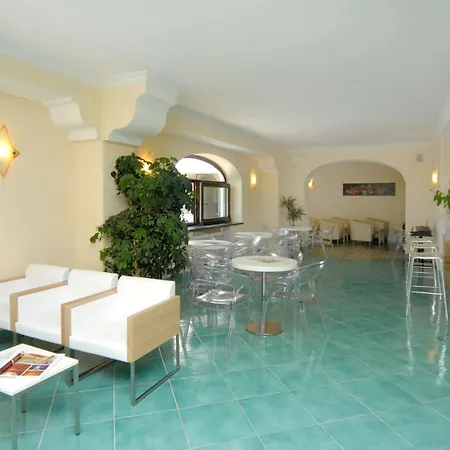 بيت ضيافة In Bb - Ischia-forio With A Breathtaking View, Above The Poseidon Gardens *