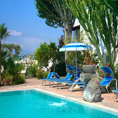 بيت ضيافة In Bb - Ischia-forio With A Breathtaking View, Above The Poseidon Gardens