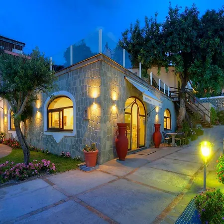 In Bb - Ischia-forio With A Breathtaking View, Above The Poseidon Gardens بيت ضيافة