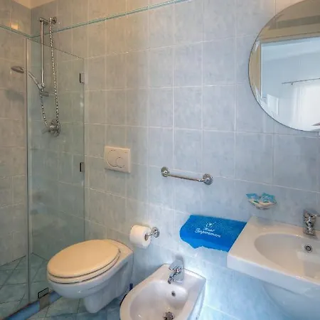 In Bb - Ischia-forio With A Breathtaking View, Above The Poseidon Gardens ايسكيا