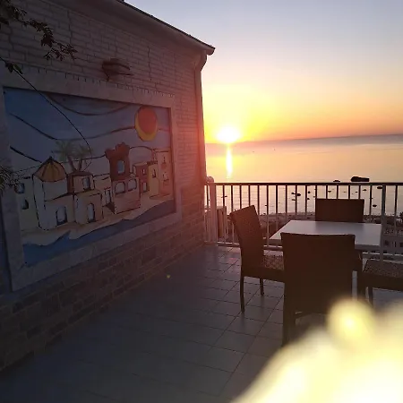 بيت ضيافة In Bb - Ischia-forio With A Breathtaking View, Above The Poseidon Gardens ايسكيا